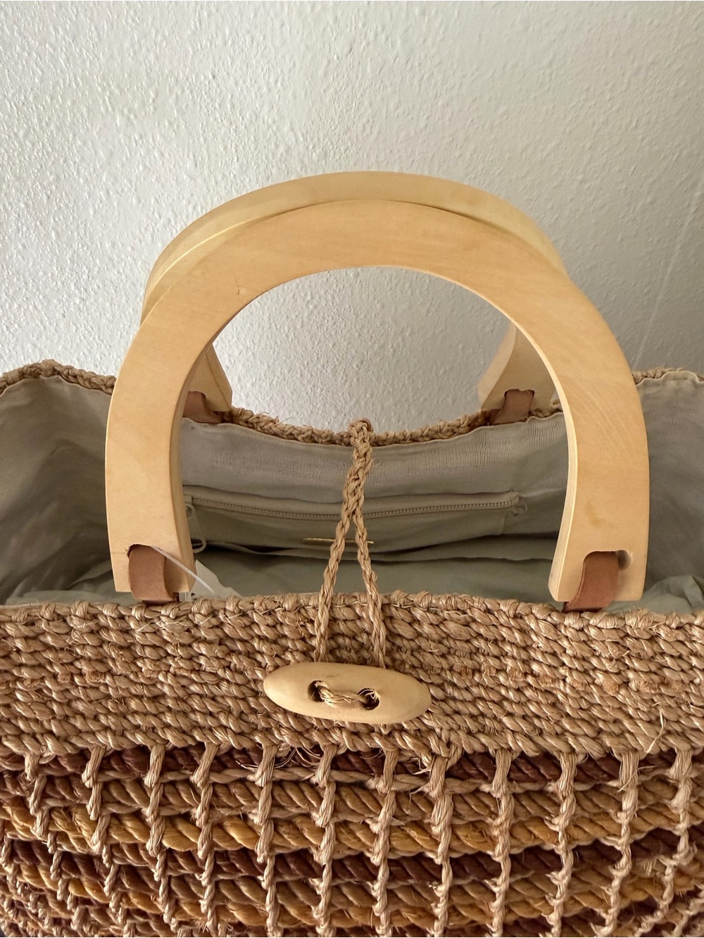 Talbots Woven Straw Tote in Brown and Tan with Wooden Handles - Picture 2 of 9